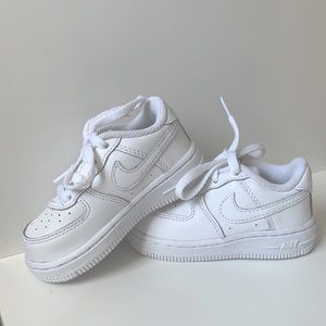 Size 5C- Toddler Nike Force 1